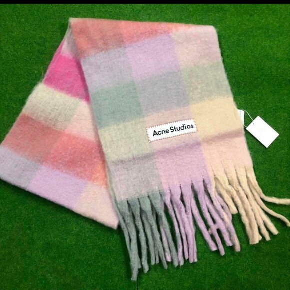 acne studios scarf - Picture 1 of 3
